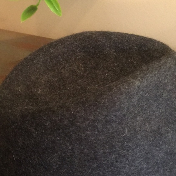 Banana Republic Felt Fedora - Picture 6 of 8